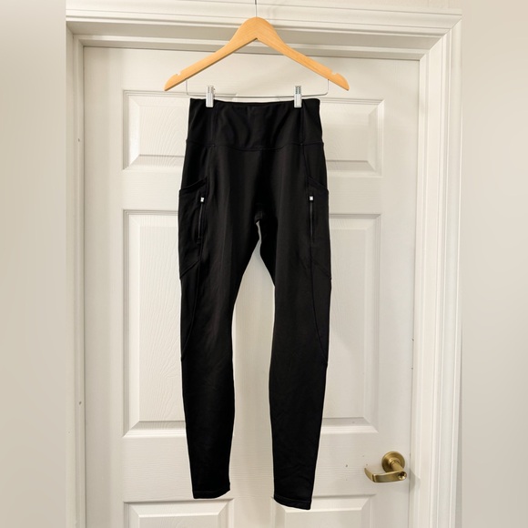Athleta Pants - Black Athleta Leggings w/Zipper Pockets | Women’s Small | EUC